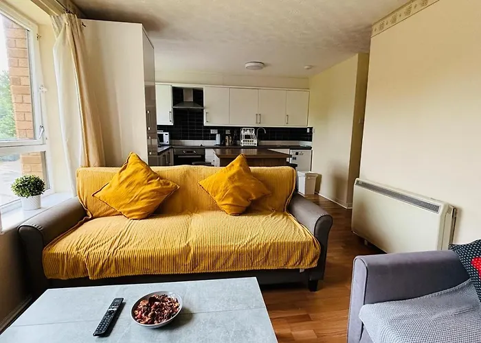 Edinburgh Two Bedrooms Apartment With Free Parking